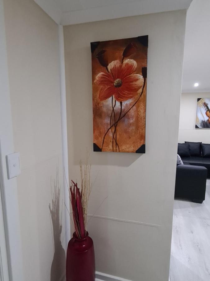 Cozy Cabin Midrand Buitenkant foto