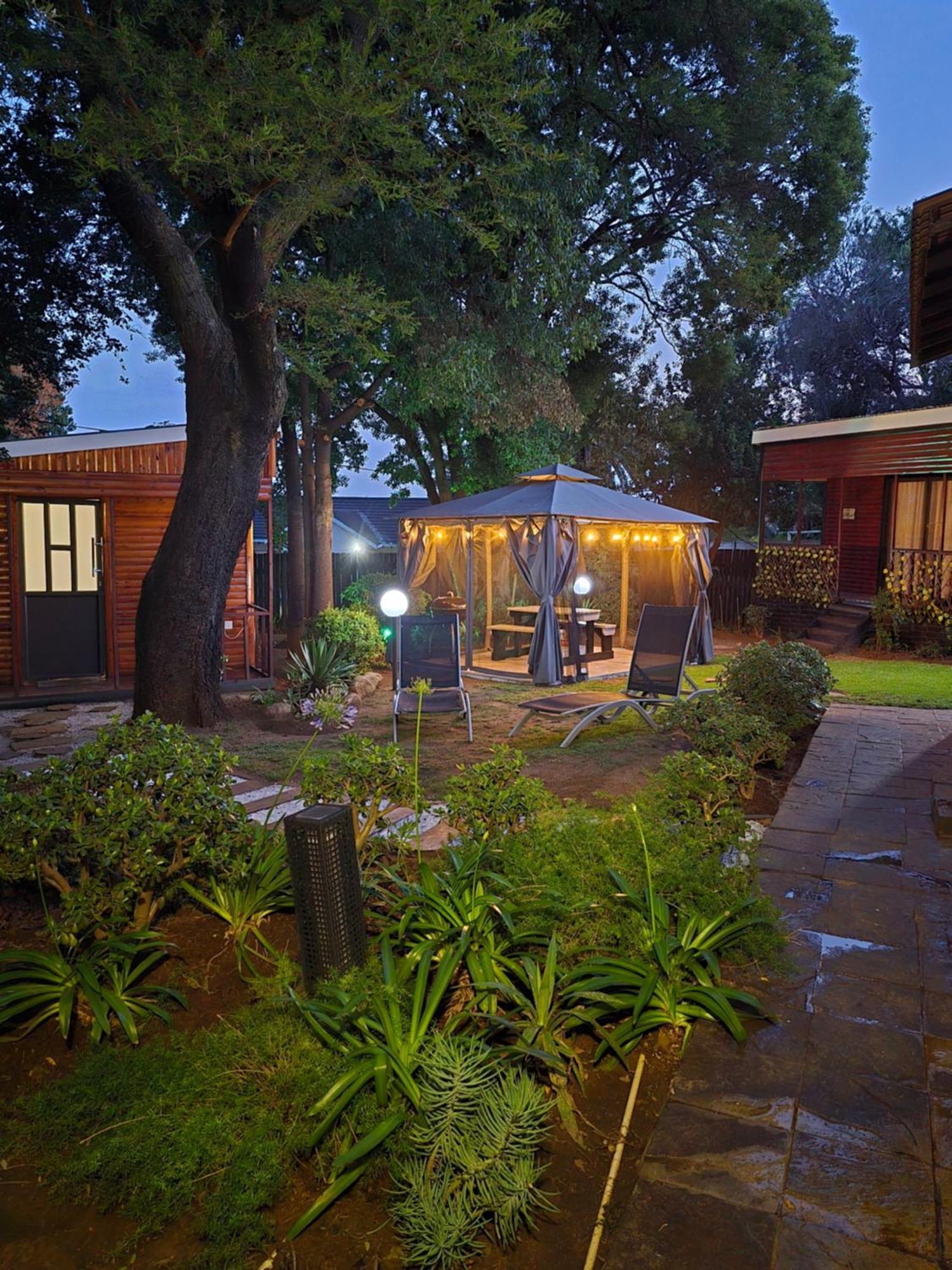 Cozy Cabin Midrand Buitenkant foto