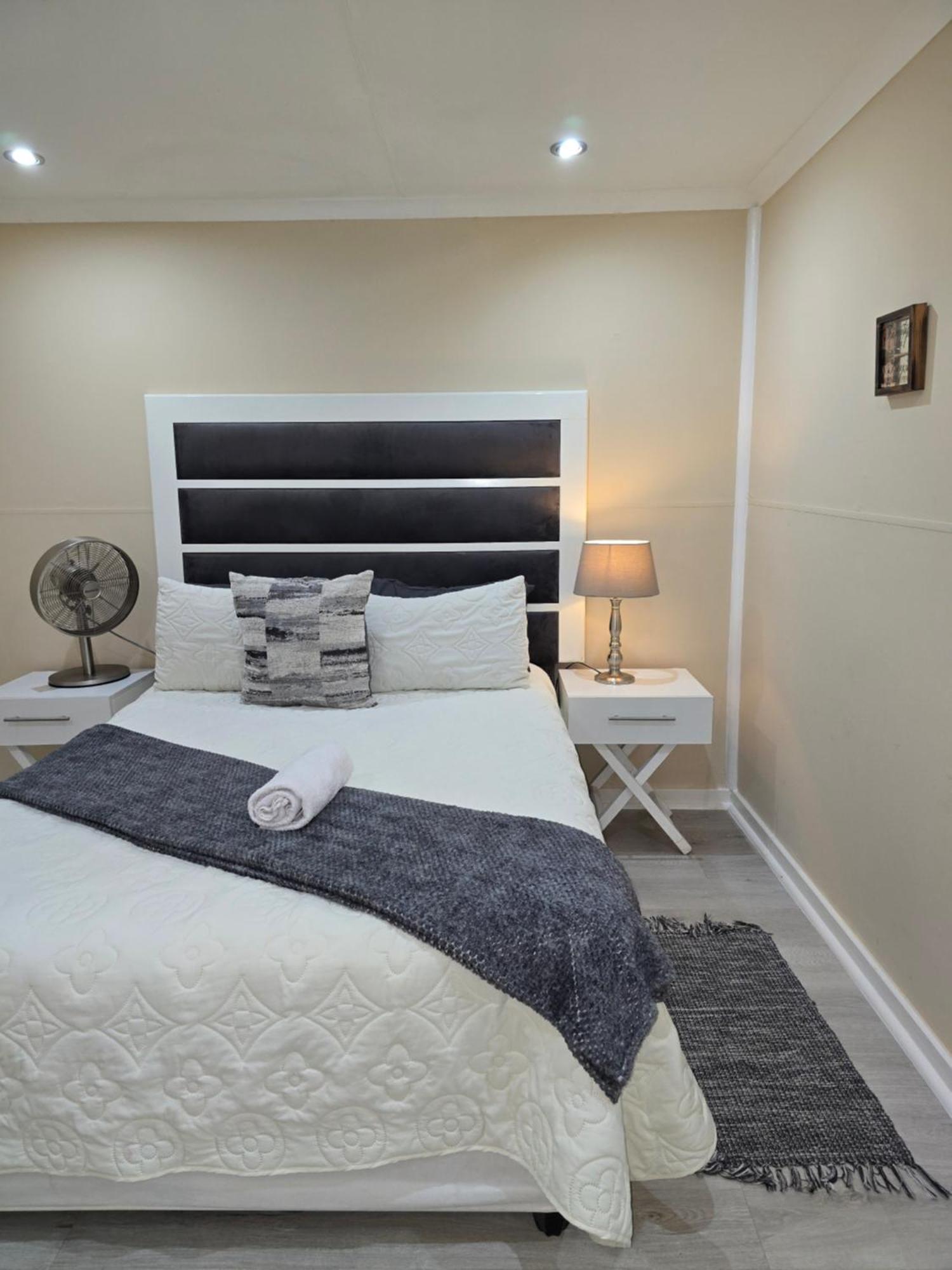Cozy Cabin Midrand Buitenkant foto