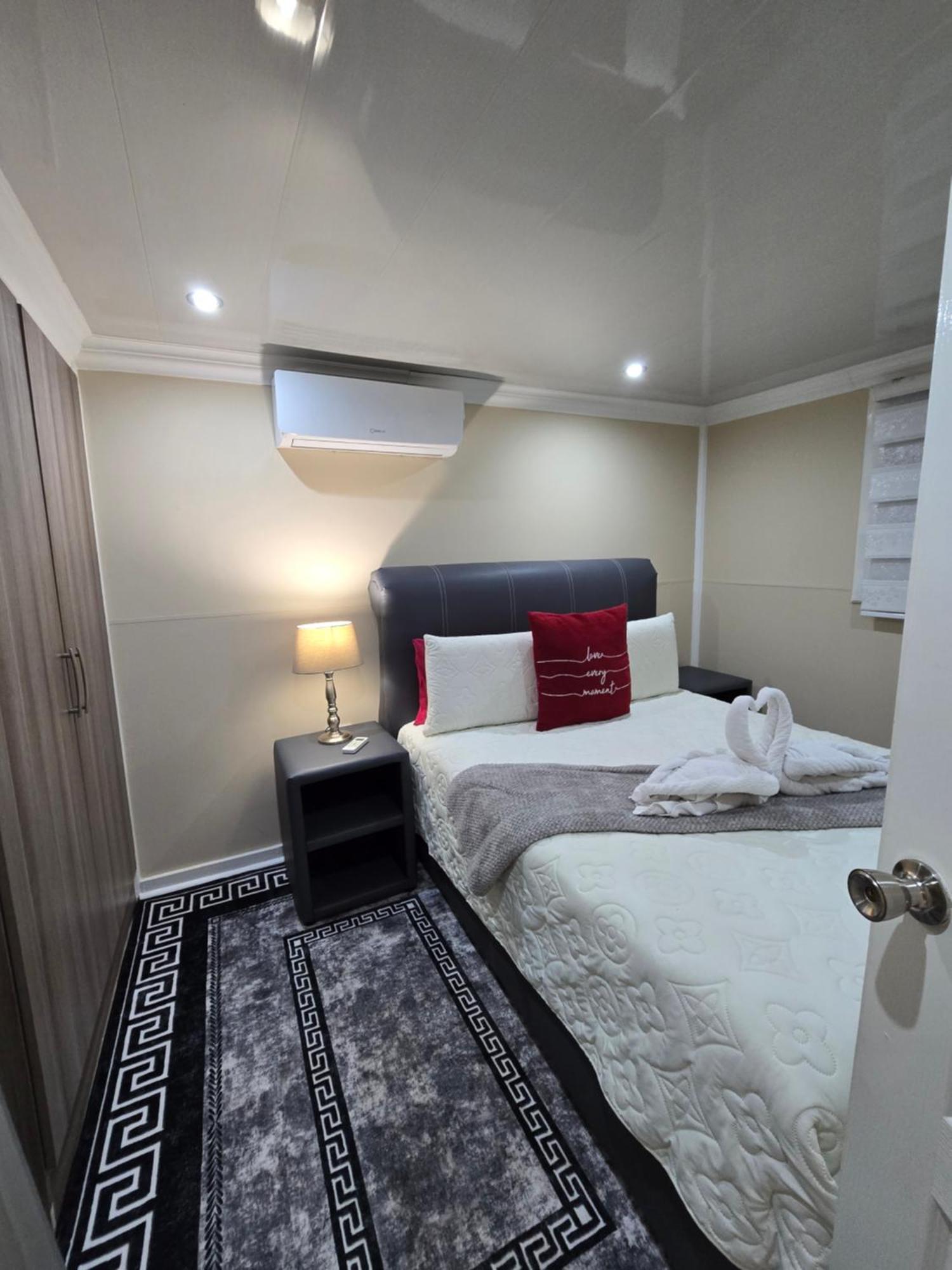 Cozy Cabin Midrand Buitenkant foto